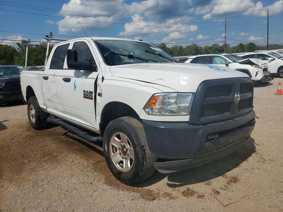 Снимка 4 от търг – 2016 RAM 2500 с VIN 3C6TR5CT6GG347402