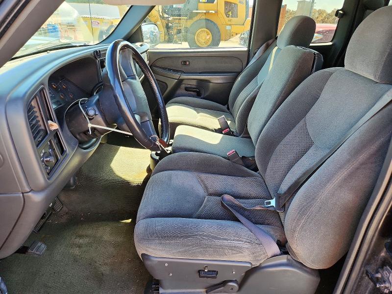 Photo 7 from auction – 2003 CHEVROLET SILVERADO with VIN 2GCEC19V231352460