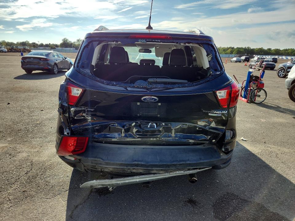 Photo 6 from auction – 2019 FORD ESCAPE with VIN 1FMCU9J9XKUA09119