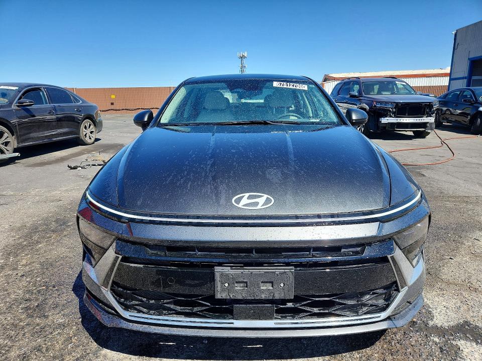 Photo 5 from auction – 2025 HYUNDAI SONATA with VIN KMHL64JA4SA473726