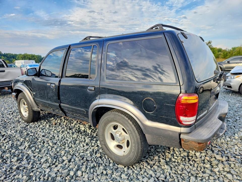 Photo 2 from auction – 1999 FORD EXPLORER with VIN 1FMZU32P3XUC12848