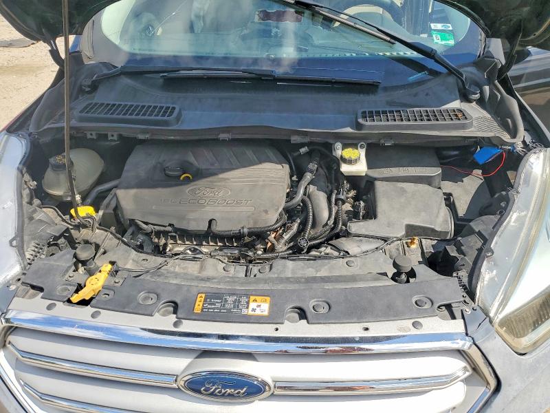 Снимка 11 от търг – 2018 FORD ESCAPE с VIN 1FMCU0GD4JUD52000