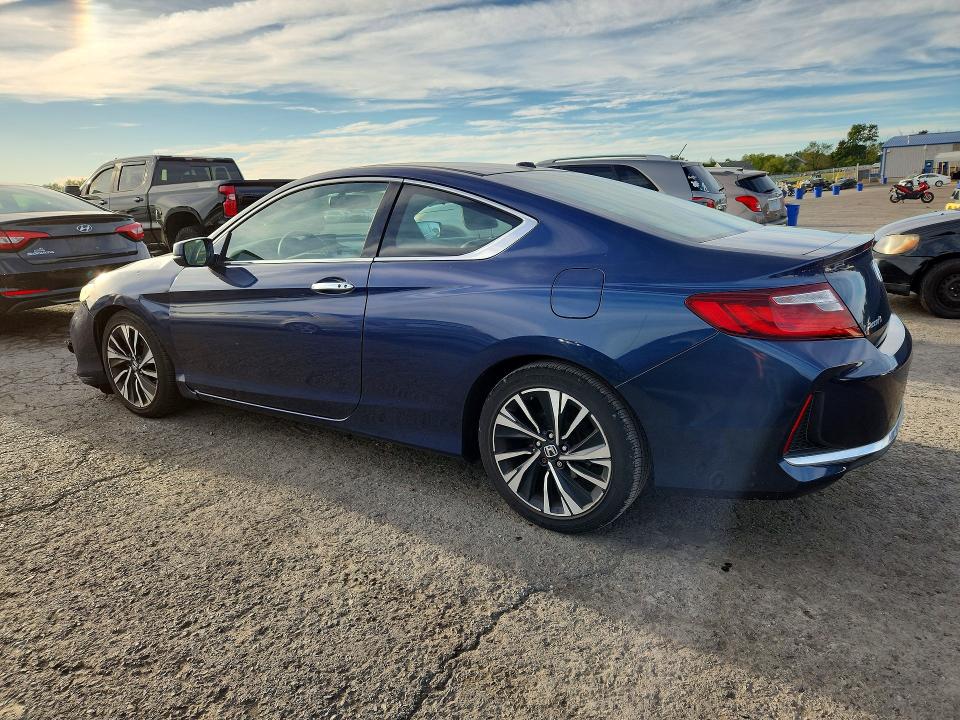 Photo 2 from auction – 2017 HONDA ACCORD with VIN 1HGCT1B83HA003205