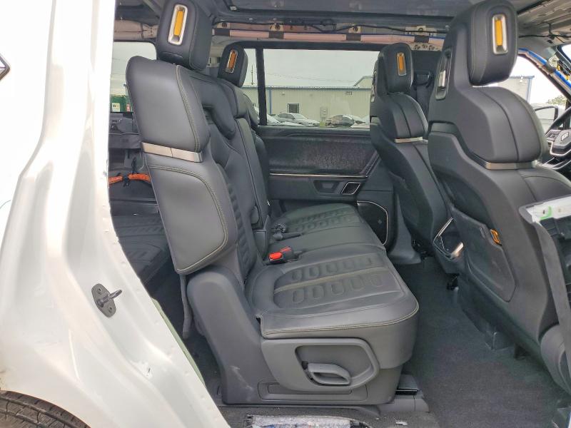 Photo 11 from auction – 2023 RIVIAN R1S with VIN 7PDSGABA2PN012494