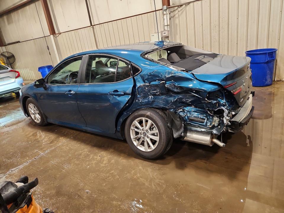 صورة رقم 2 من المزاد - 2026 TOYOTA CAMRY مع VIN 4T1DAACK0TU900407