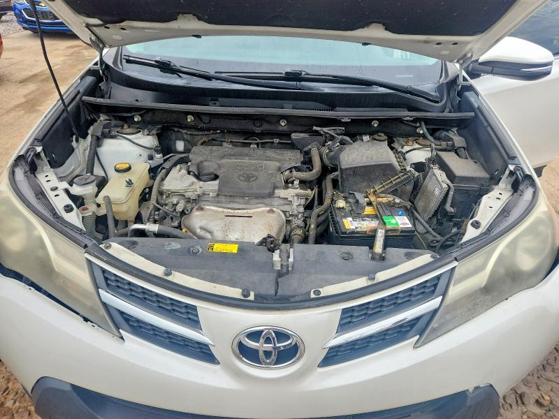 Photo 11 from auction – 2014 TOYOTA RAV4 with VIN 2T3DFREV1EW207847