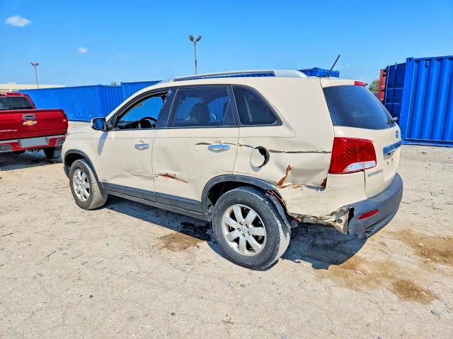 Photo 2 from auction – 2011 KIA SORENTO with VIN 5XYKTDA13BG022943