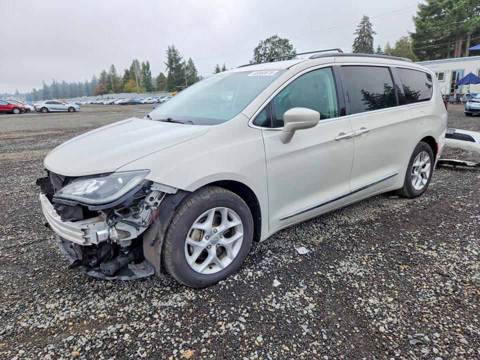 2017 CHRYSLER PACIFICA - Търг №66860676
