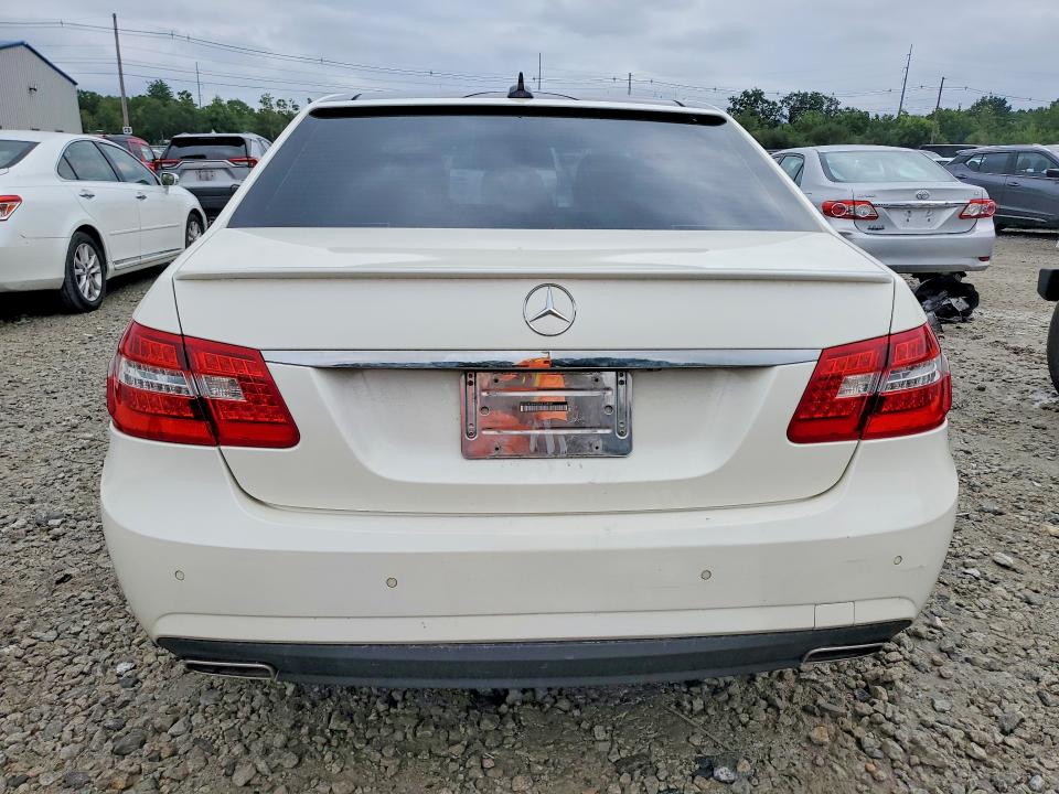 Photo 6 from auction – 2011 MERCEDES-BENZ E with VIN WDDHF8HB9BA416458