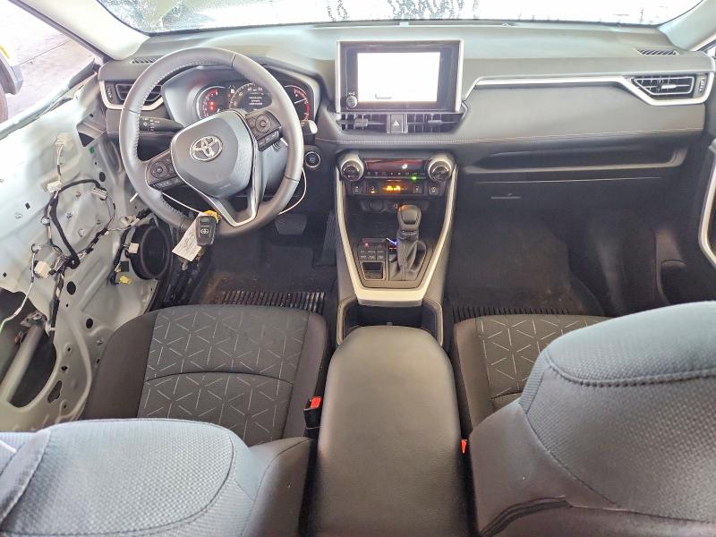 Снимка 8 от търг – 2025 TOYOTA RAV4 с VIN 2T3P1RFV6SW606291