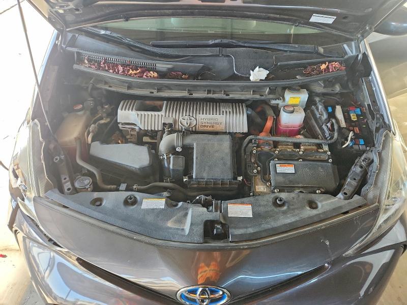 Photo 11 from auction – 2016 TOYOTA PRIUS V with VIN JTDZN3EU5GJ045896