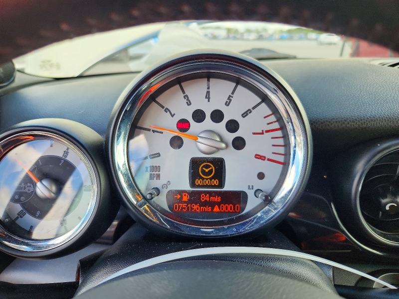 Photo 9 from auction – 2010 MINI COOPER with VIN WMWMS3C52ATY50651