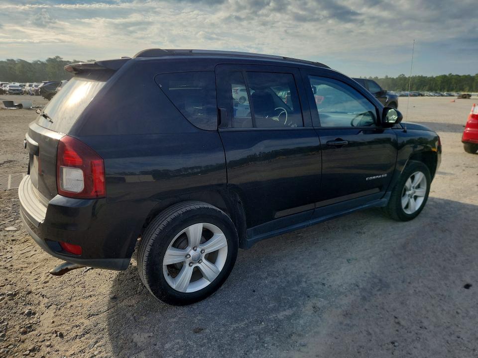Photo 3 from auction – 2016 JEEP COMPASS with VIN 1C4NJCBAXGD513270