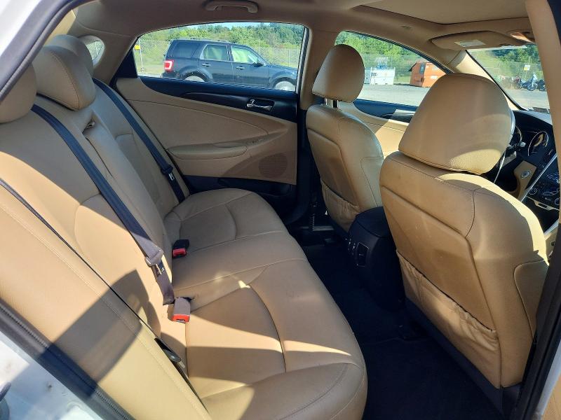 Photo 10 from auction – 2013 HYUNDAI SONATA with VIN 5NPEC4AC8DH719857