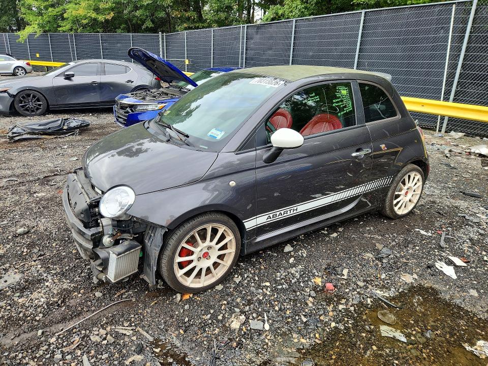 Фото 1 с аукциона – 2015 FIAT 500 с VIN 3C3CFFJH6FT652334