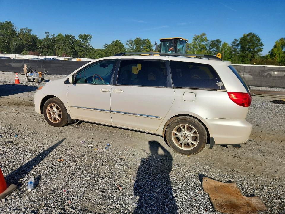 Photo 2 from auction – 2006 TOYOTA SIENNA with VIN 5TDZA22C06S479176