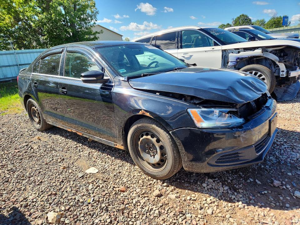 Снимка 4 от търг – 2013 VOLKSWAGEN JETTA с VIN 3VWDP7AJ5DM380322