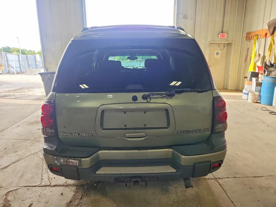 Photo 6 from auction – 2004 CHEVROLET TRAILBLAZER with VIN 1GNET16S046182434