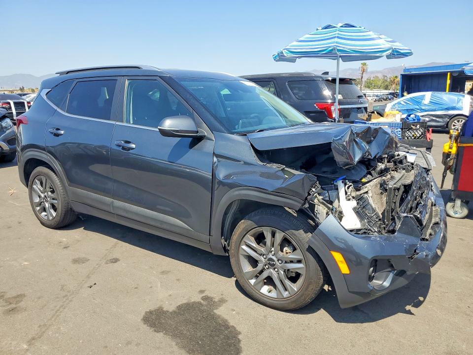 Zdjęcie 4 z aukcji – 2023 KIA SELTOS z VIN KNDEU2AA6P7417797
