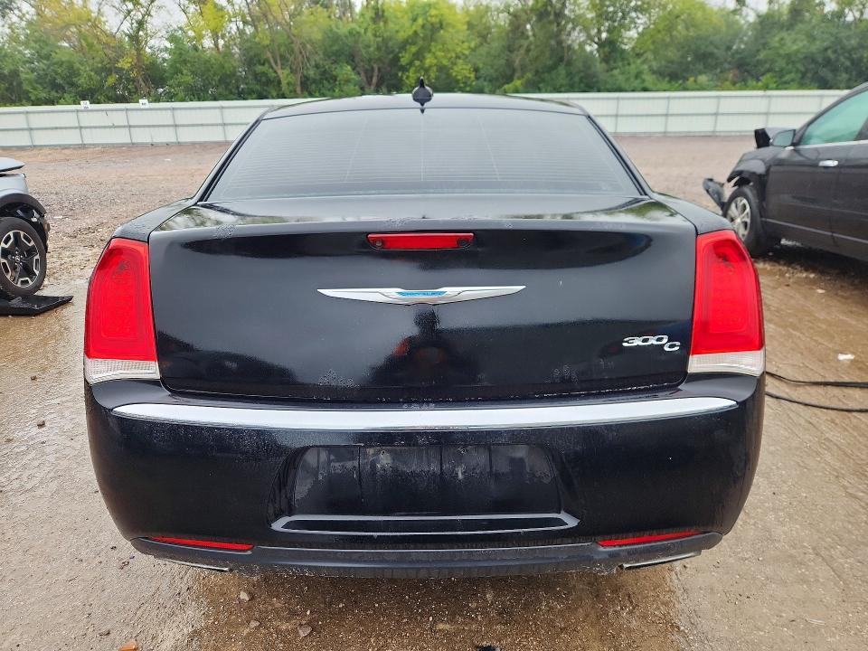 Фото 6 с аукциона – 2017 CHRYSLER 300C с VIN 2C3CCAEG3HH566536
