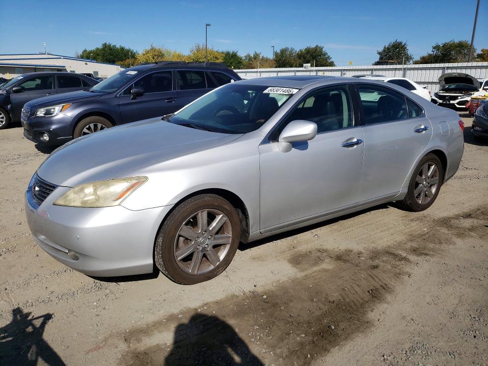 LEXUS ES 2007 with VIN JTHBJ46GX72118880 - Photo from auction