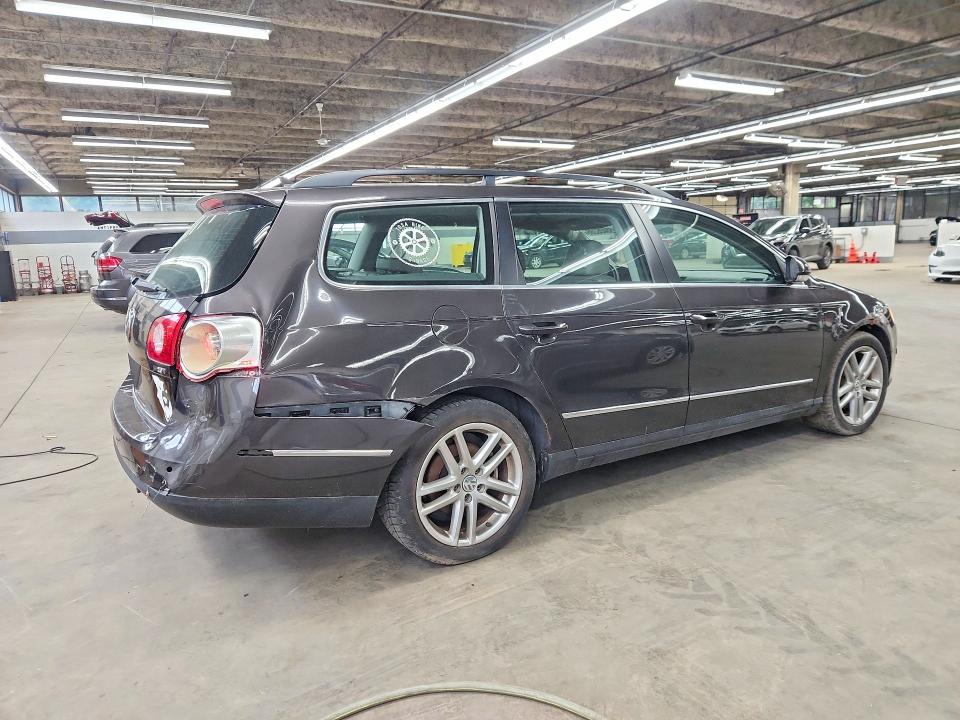 Photo 3 from auction – 2008 VOLKSWAGEN PASSAT with VIN WVWTK93C88E108768