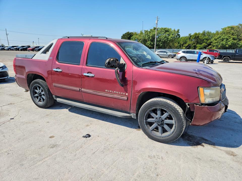 Photo 4 from auction – 2008 CHEVROLET AVALANCHE with VIN 3GNEC12J18G144213