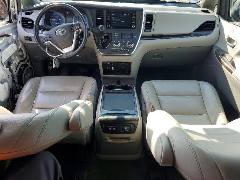 Photo 8 from auction – 2019 TOYOTA SIENNA with VIN 5TDDZ3DC8KS224128
