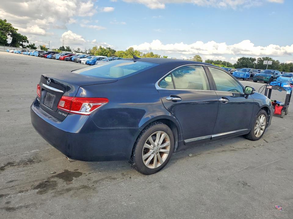 Снимка 3 от търг – 2010 LEXUS ES с VIN JTHBK1EG8A2358501