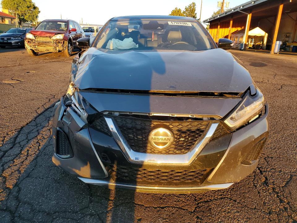 Photo 5 from auction – 2021 NISSAN MAXIMA with VIN 1N4AA6CV4MC501544