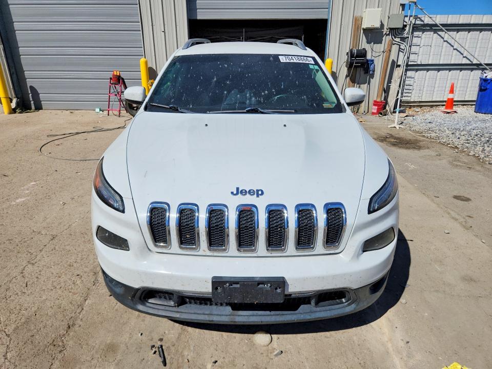 Фото 5 с аукциона – 2015 JEEP CHEROKEE с VIN 1C4PJLCB1FW642789