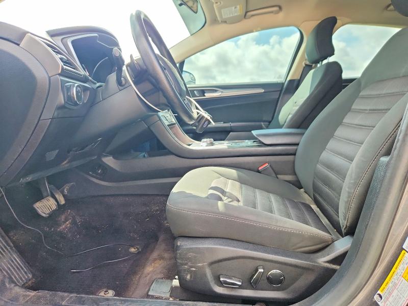 Zdjęcie 7 z aukcji – 2017 FORD FUSION z VIN 3FA6P0HD5HR103834