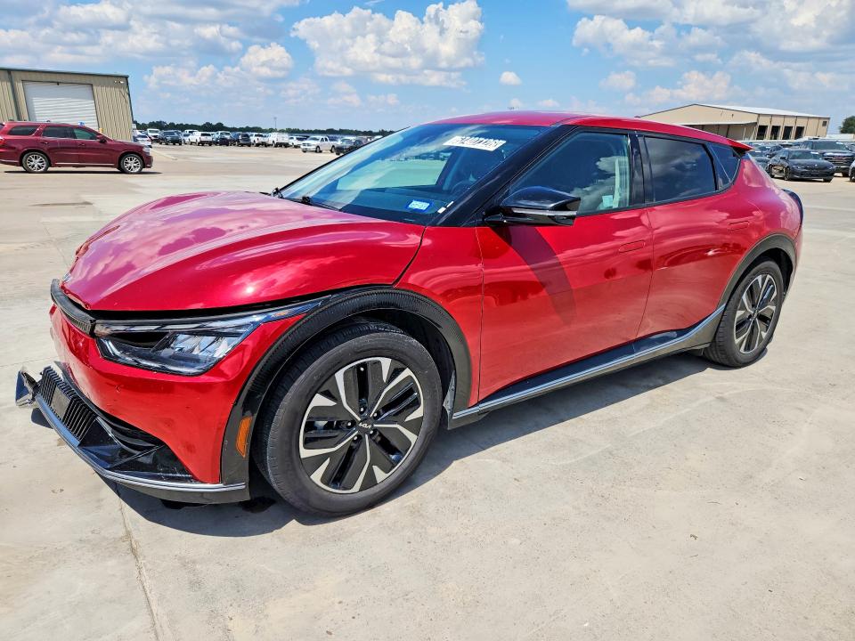 2023 KIA EV6