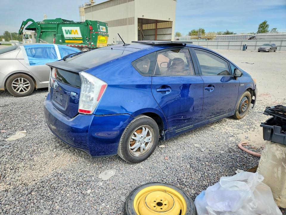 Photo 3 from auction – 2010 TOYOTA PRIUS with VIN JTDKN3DU1A5131998