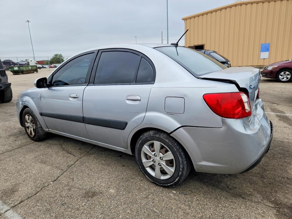 Снимка 2 от търг – 2010 KIA RIO с VIN KNADH4A31A6682831