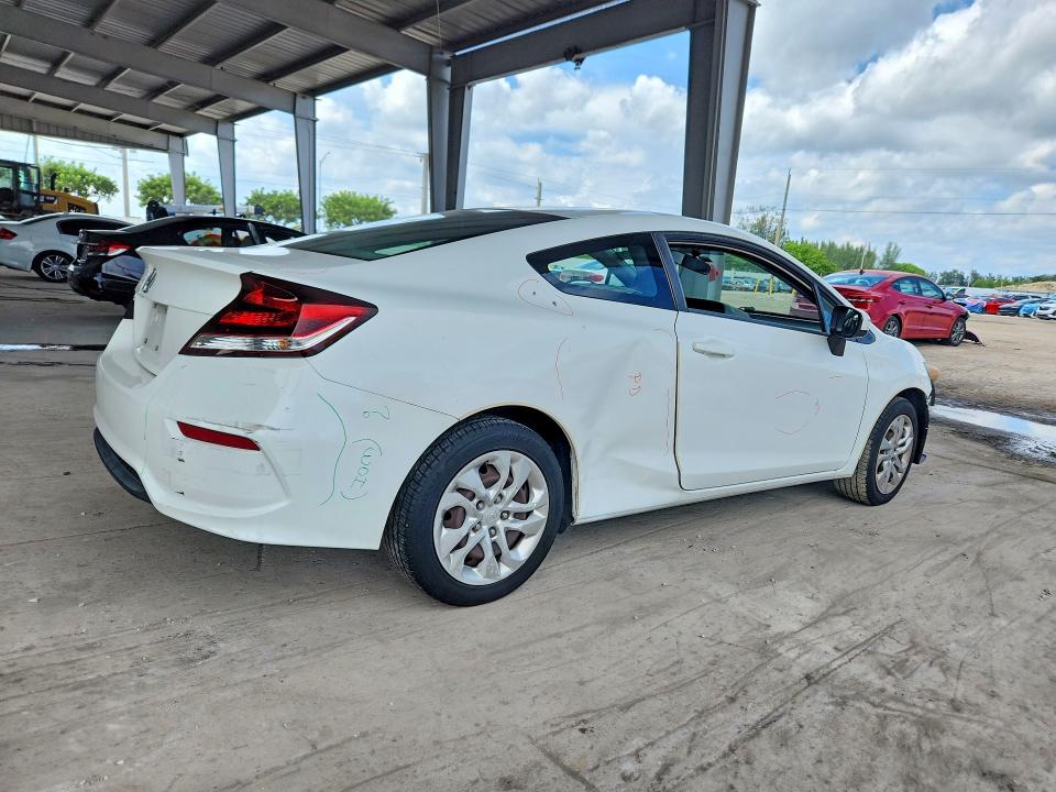 Photo 3 from auction – 2015 HONDA CIVIC with VIN 2HGFG3B57FH524851