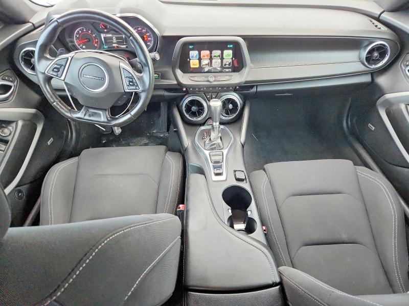 Photo 8 from auction – 2018 CHEVROLET CAMARO with VIN 1G1FB1RS1J0130653