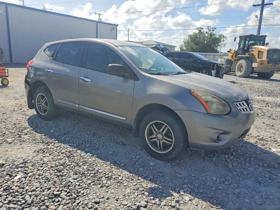 Photo 4 from auction – 2014 NISSAN ROGUE SELECT with VIN JN8AS5MT1EW615097
