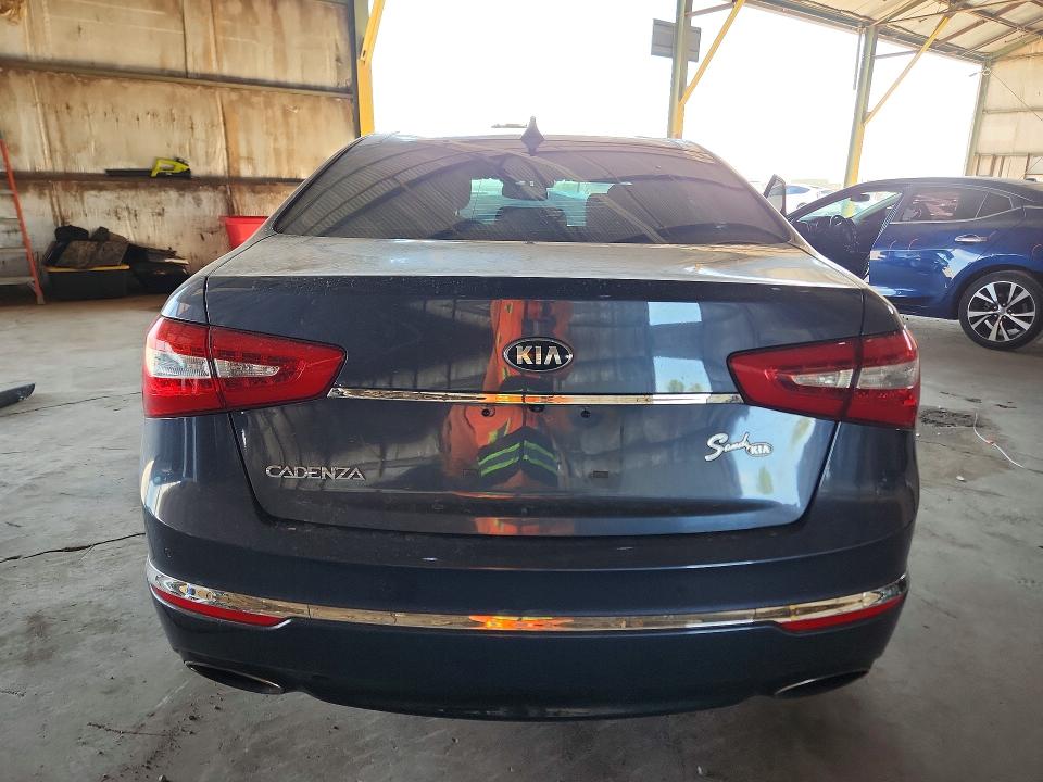 Foto 6 de la subasta – 2015 KIA CADENZA con VIN KNALN4D79F5176115