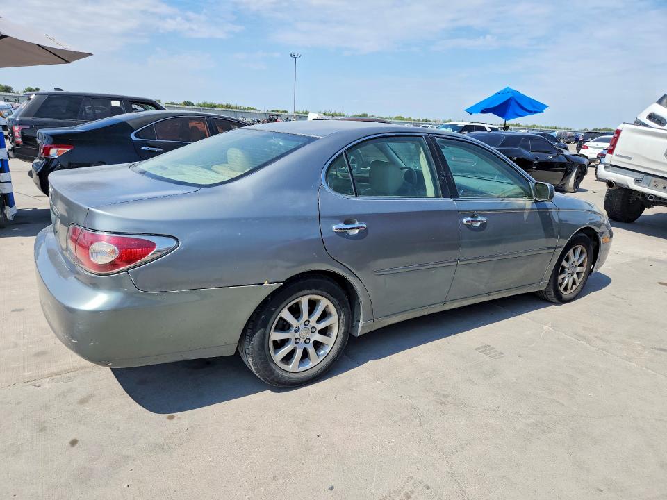 Photo 3 from auction – 2002 LEXUS ES with VIN JTHBF30GX20013281