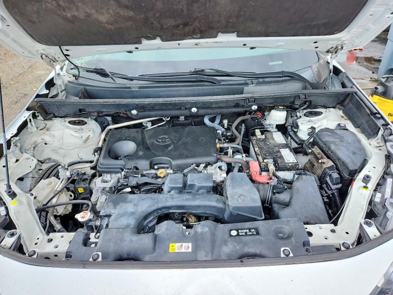 Photo 11 from auction – 2023 TOYOTA RAV4 with VIN 2T3H1RFVXPC219661