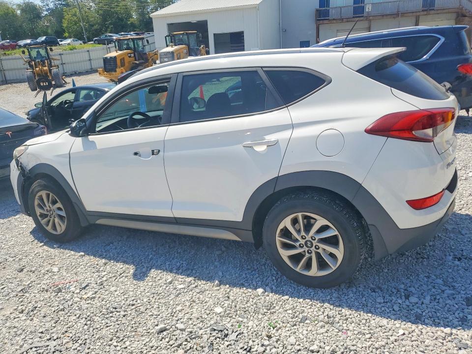 Снимка 2 от търг – 2017 HYUNDAI TUCSON с VIN KM8J3CA4XHU293615
