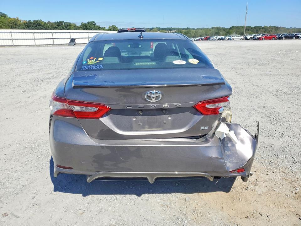 Снимка 6 от търг – 2019 TOYOTA CAMRY с VIN 4T1B11HK0KU176880