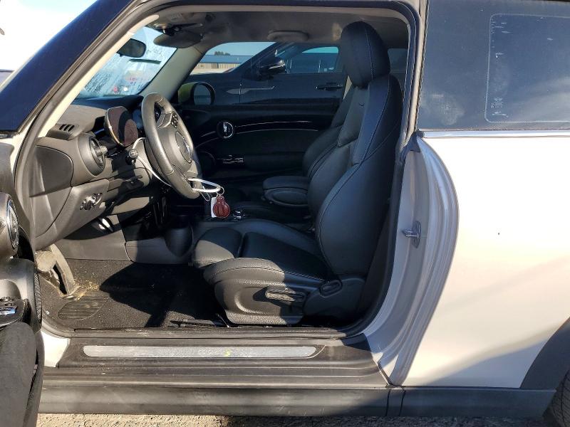 Zdjęcie 7 z aukcji – 2022 MINI COOPER z VIN WMW13DJ03N2R88045
