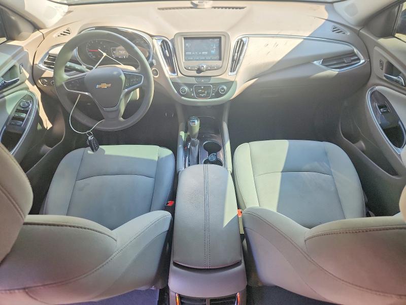 Photo 8 from auction – 2017 CHEVROLET MALIBU with VIN 1G1ZE5ST5HF290511