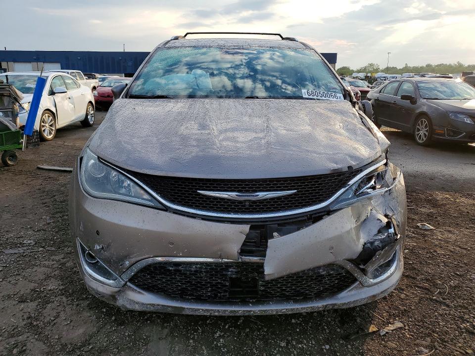 Снимка 5 от търг – 2017 CHRYSLER PACIFICA с VIN 2C4RC1EG4HR684143