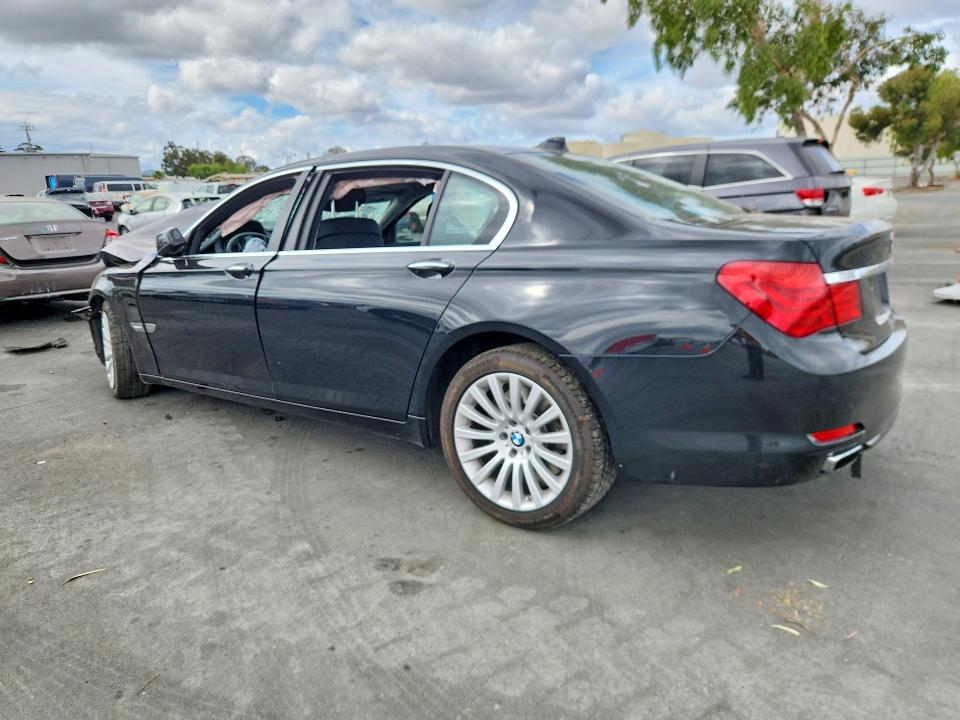 Фото 2 с аукциона – 2012 BMW 750 с VIN WBAKB8C53CC852447