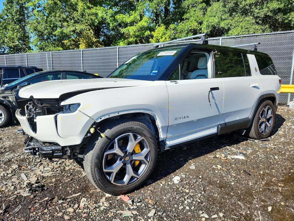 2023 RIVIAN R1S - Търг №67194926