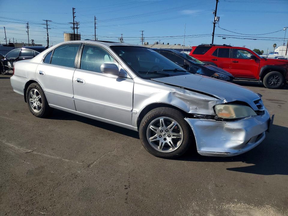 Photo 4 from auction – 2001 ACURA 3.2TL with VIN 19UUA56611A006815