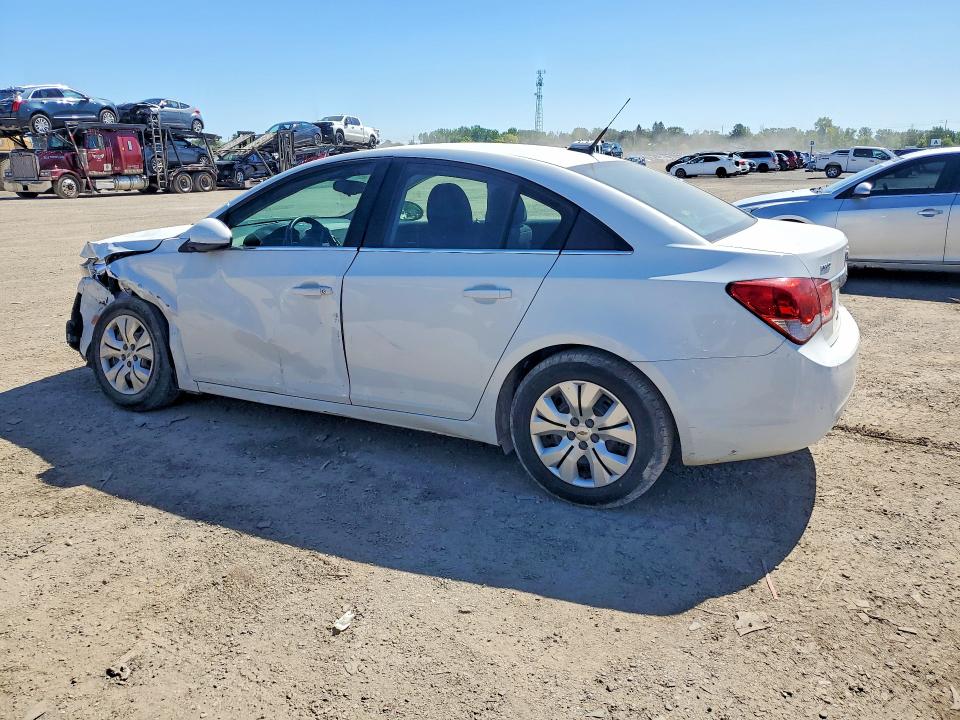 Photo 2 from auction – 2014 CHEVROLET CRUZE with VIN 1G1PC5SB0E7246233
